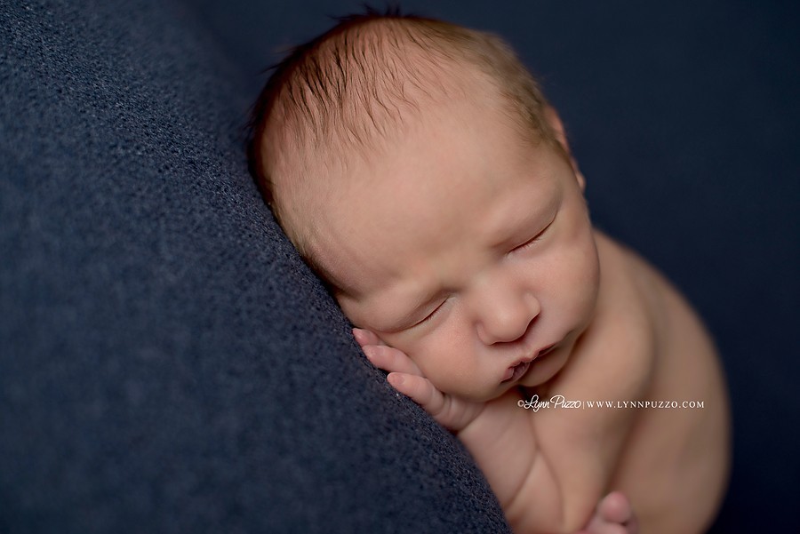 0003-Lynn-Puzzo-Photography-Connecticut-Newborn-Baby-Infant-Photographer